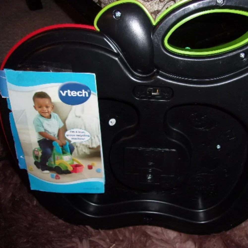 VTECH Alphabet Apple Talking Learning Toy New